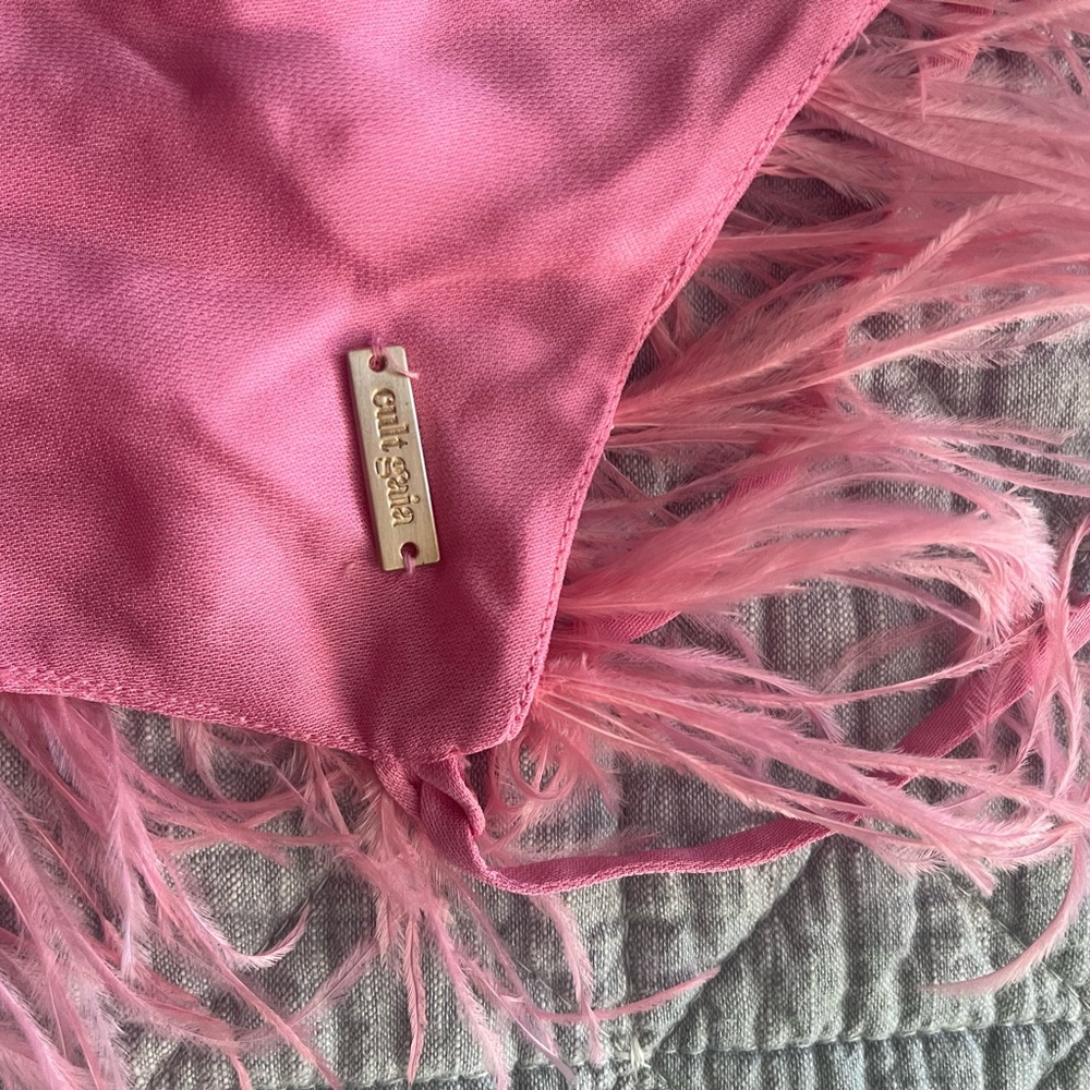 Cult Gaia - Cul
Joey Feather
Feather Top |JOE Top - Picture 9 of 10